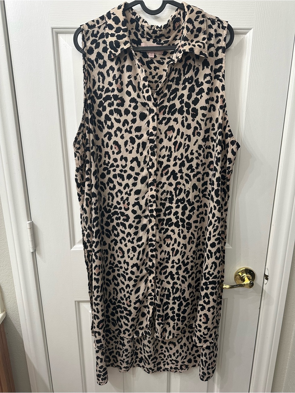Philosophy Woman Tunic Top Cheetah Print High-Low Side Slit Button-Down 2X